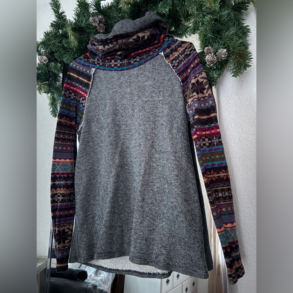 12 Pm By Mon Ami Gray and Multicolor Cowl Neck Sweater